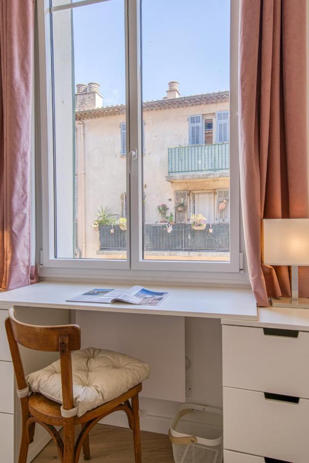 St Jobis - Charmant Appartement, Moderne Et Refait A Neuf, Vieux-Nisa Exterior foto