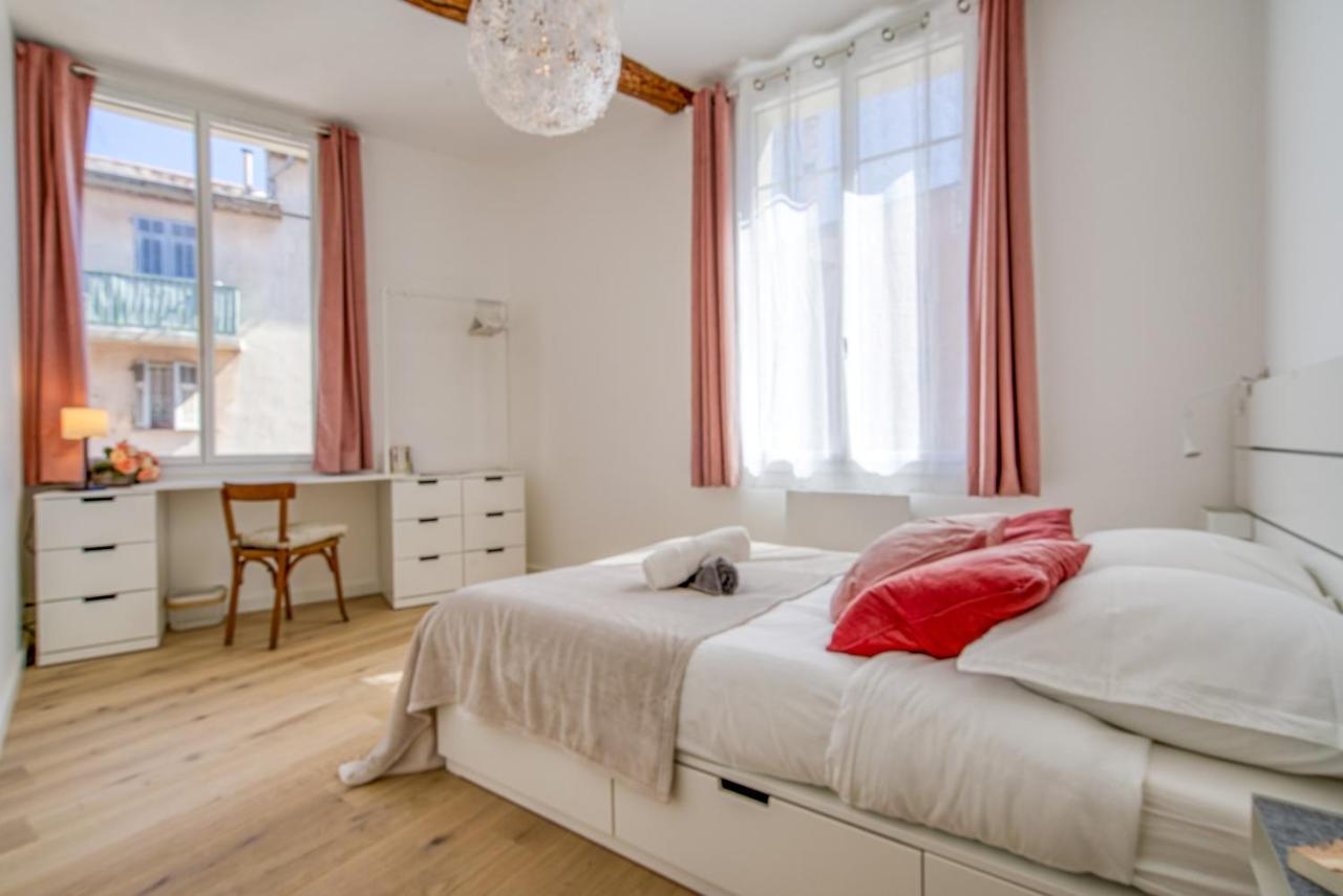St Jobis - Charmant Appartement, Moderne Et Refait A Neuf, Vieux-Nisa Exterior foto