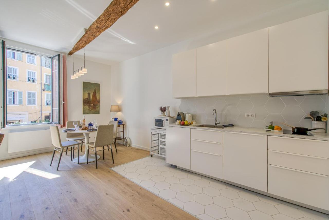 St Jobis - Charmant Appartement, Moderne Et Refait A Neuf, Vieux-Nisa Exterior foto